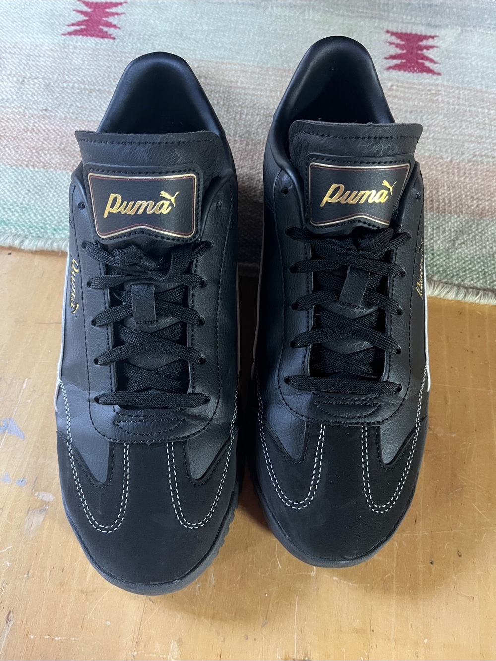 PUMA Women’s 11 Classic Black and Gold 🖤 - Picture 3 of 7